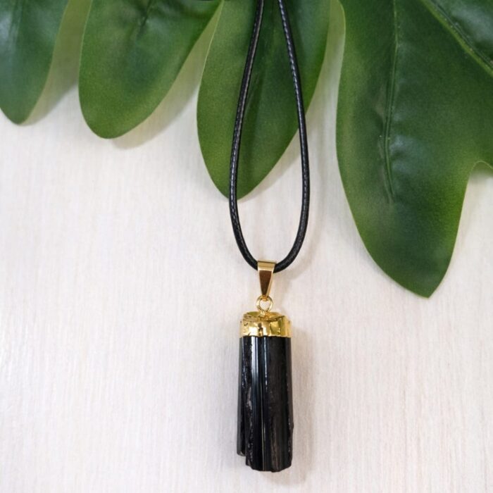 pingente turmalina negra