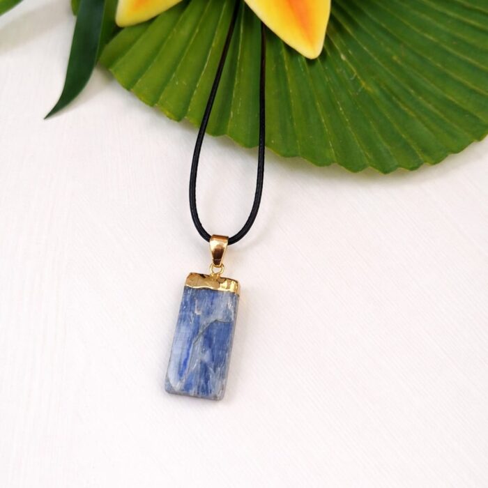 Pingente cianita azul