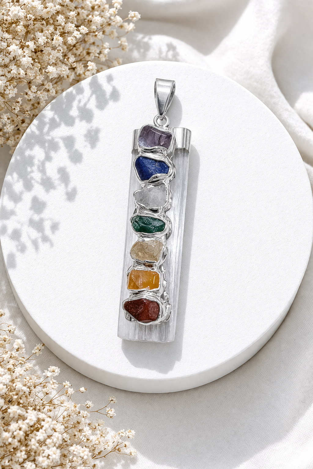 Pingente Selenita com Chakras - Prateado #2 Pingente Selenita com Chakras - Prateado #2