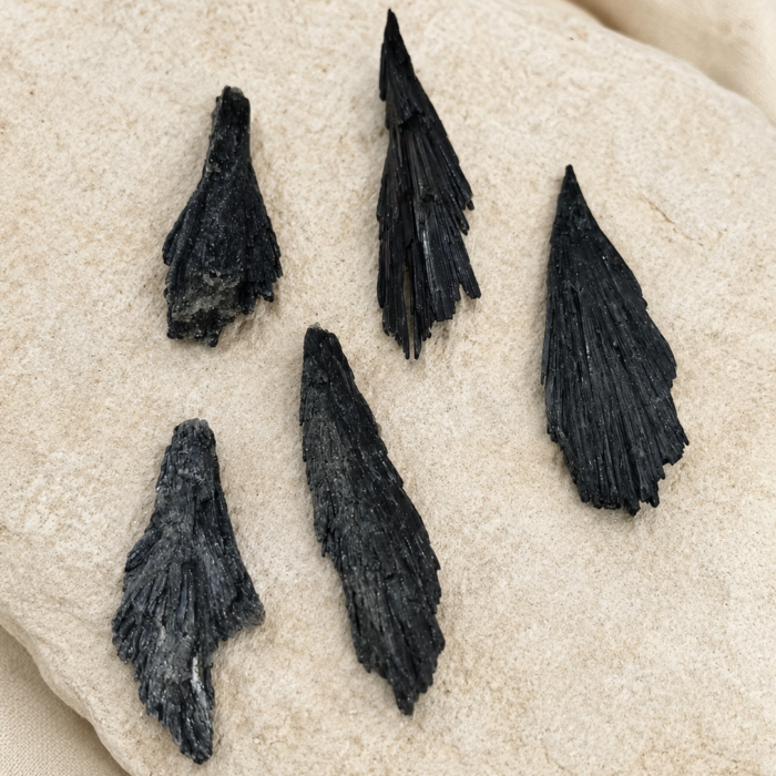 Cianita Negra - 8gr