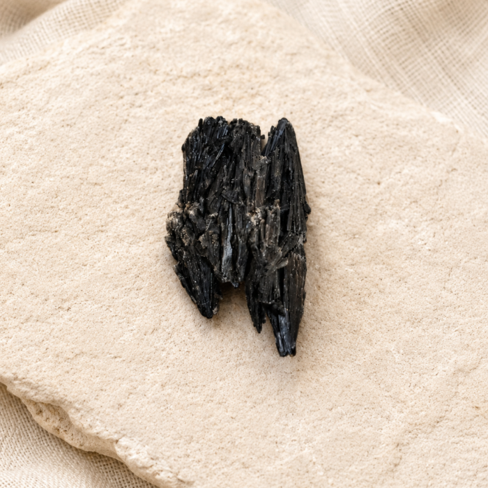 Cianita Negra - 50gr 1 #3
