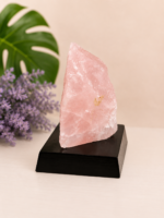 Quartzo Rosa na Base de Madeira - 194gr 2